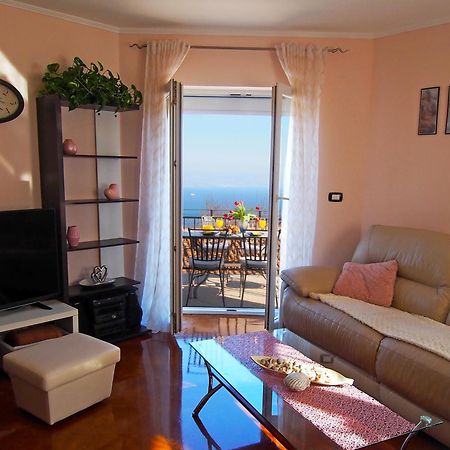 Apartman Mimi Lovran Εξωτερικό φωτογραφία